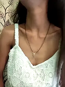 Stripper_Maahi's Thumb Image