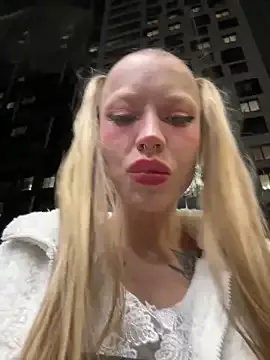 KaliWalker – webcam model profile photo Image 4