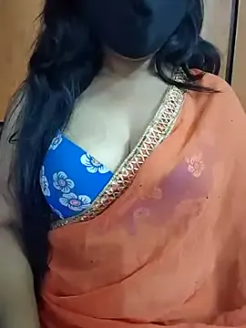 EsmeBrowm – webcam model profile photo Image 10