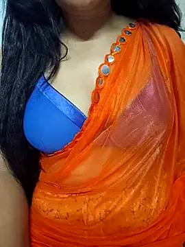 EsmeBrowm – webcam model profile photo Image 16