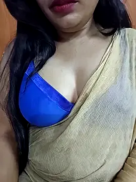 EsmeBrowm – webcam model profile photo Image 5