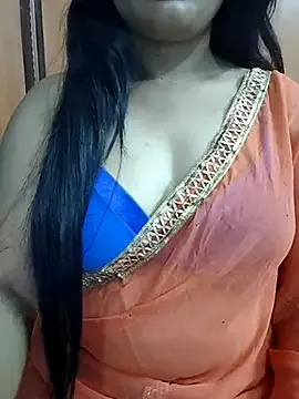 EsmeBrowm – webcam model profile photo Image 8