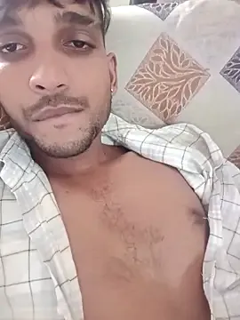 AdeleWood – webcam model profile photo Image 3