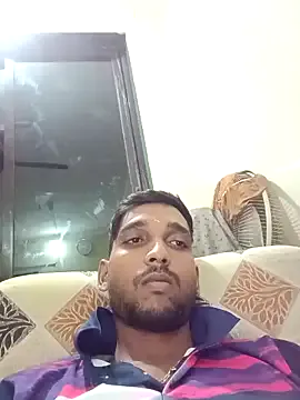 AdeleWood – webcam model profile photo Image 4