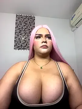 LiaWest – webcam model profile photo Image 3