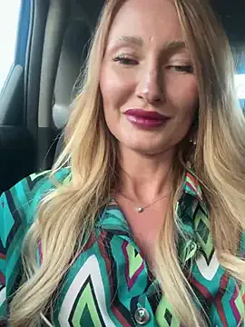 Sweet_Pussy_Lips's Thumb Image