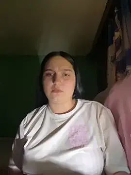 MiraKova – webcam model profile photo Image 6