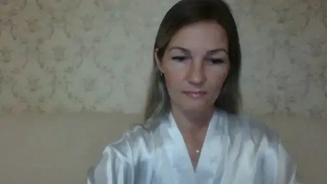 NicolleWillis – webcam model profile photo Image 7