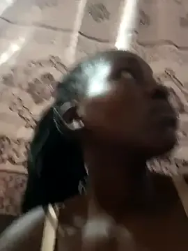 LovelyLydia – webcam model profile photo Image 12