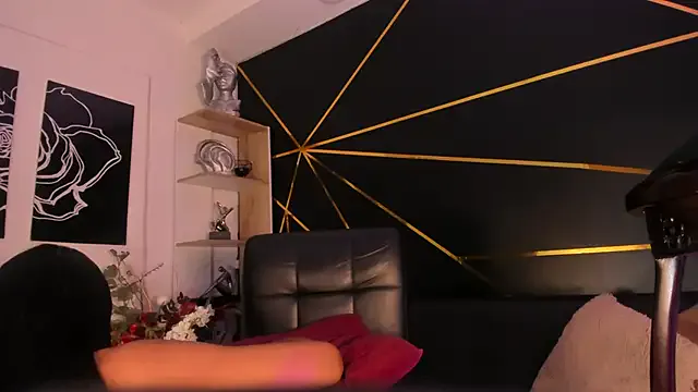 YasmienAtos – webcam model profile photo Image 8