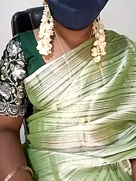 Tamil-hotwife Image 11