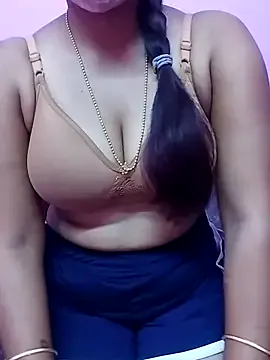 MiaPersy – webcam model profile photo Image 13