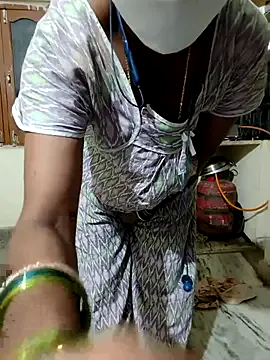 soffy-and-boss – webcam model profile photo Image 12