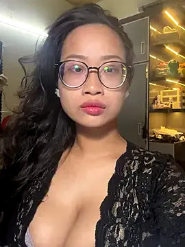 V-Hot-Sweti – webcam model profile photo Image 12