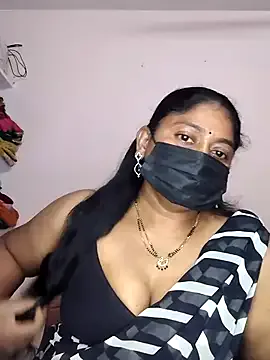 CristinaRous – webcam model profile photo Image 5