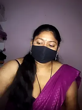 CristinaRous – webcam model profile photo Image 7