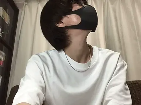 AAASuck – webcam model profile photo Image 4