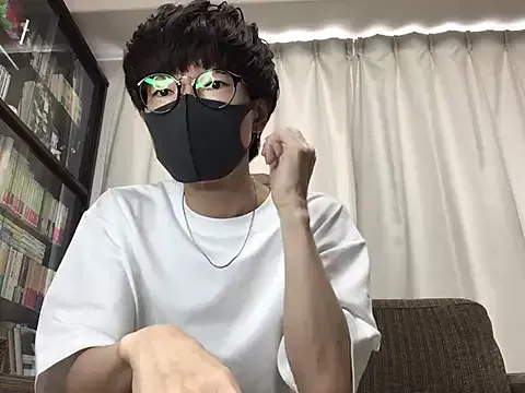 AAASuck – webcam model profile photo Image 5