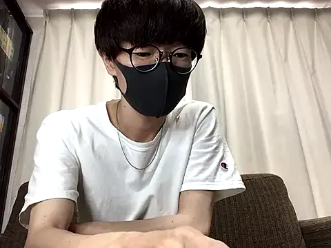 AAASuck – webcam model profile photo Image 7