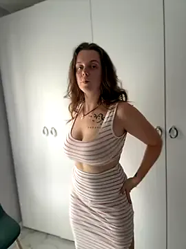 KellyHansen – webcam model profile photo Image 15
