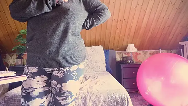 IsabelleBianchi – webcam model profile photo Image 15