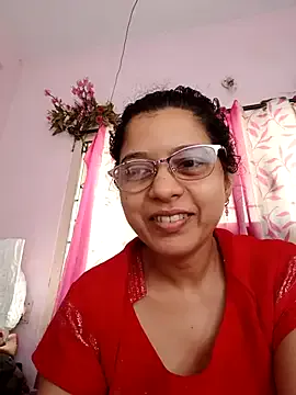 ANGELonDUTY – webcam model profile photo Image 4