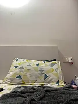 YasmienAtos – webcam model profile photo Image 2