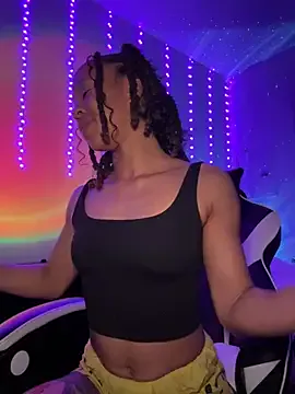 thebrattygoddess Image 7