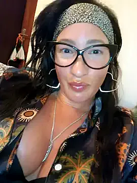 NoraKendrick – webcam model profile photo Image 3