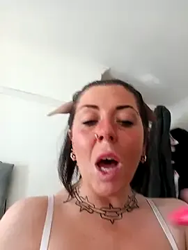 thenaughtybunnyx Image 3