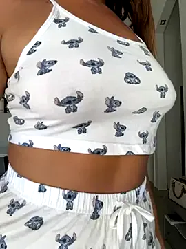 HannahCastillo – webcam model profile photo Image 14