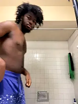 SherineNorth – webcam model profile photo Image 19