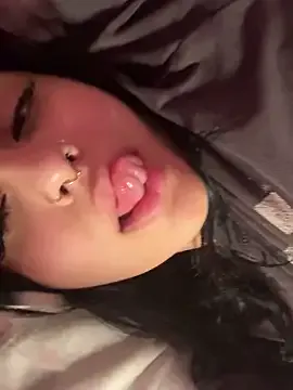 KateJordann – webcam model profile photo Image 11