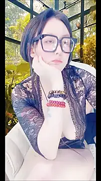 Lana-Rhoades – webcam model profile photo Image 11