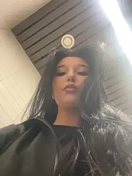 Tisha_Busty Image 10