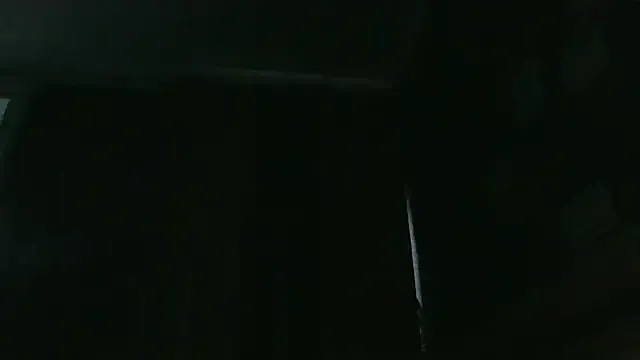 MiraKova – webcam model profile photo Image 6