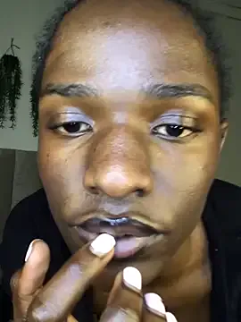 Hahaha_ha2 – webcam model profile photo Image 2