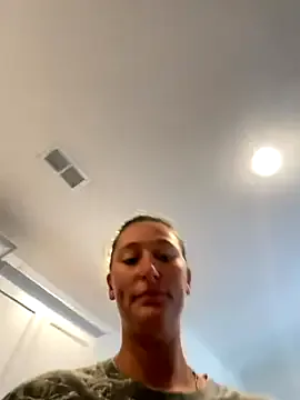 EsmeBrowm – webcam model profile photo Image 11