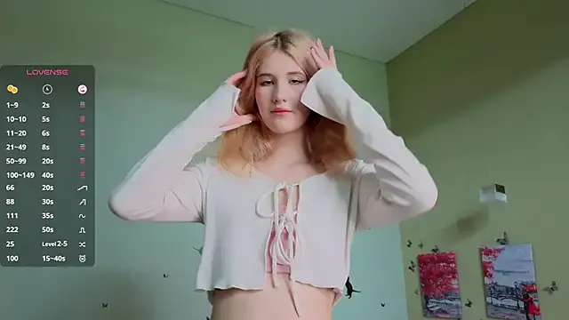 MiaKorz – webcam model profile photo Image 4
