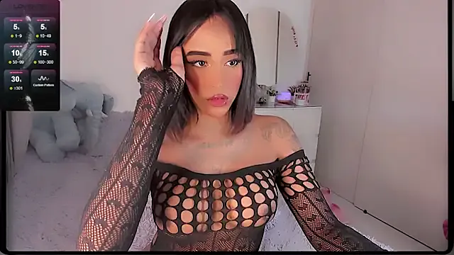 AlineEdena – webcam model profile photo Image 12
