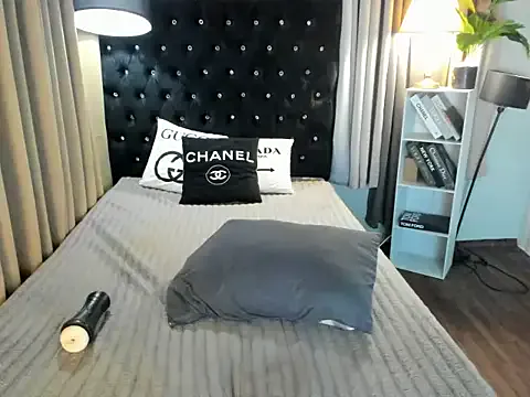 ANISEDAR – webcam model profile photo Image 10