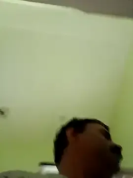 vardh033 – webcam model profile photo