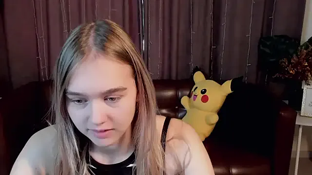 YasmienAtos – webcam model profile photo Image 7