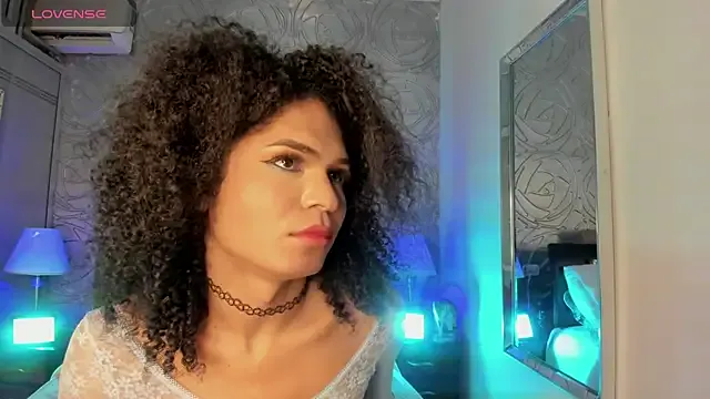 FaaBinaa – webcam model profile photo Image 16