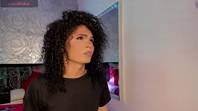 FaaBinaa – webcam model profile photo Image 8