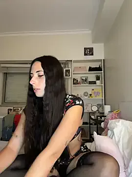 MollyTurbay – webcam model profile photo Image 9