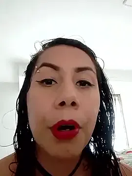 yuzukichi_jp – webcam model profile photo Image 2