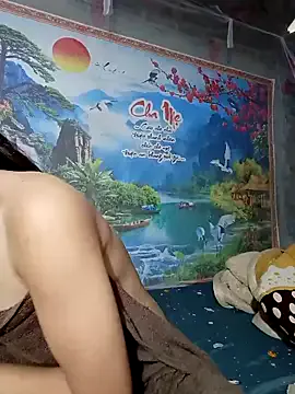 Marie – webcam model profile photo Image 3
