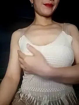 Sara- – webcam model profile photo Image 2