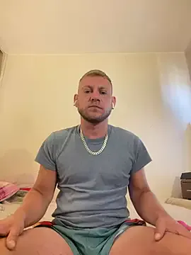 Hahaha_ha2 – webcam model profile photo Image 2